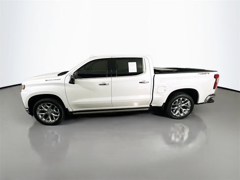 Used 2020 Chevrolet Silverado 1500 LTZ w/ LTZ Premium Package image 4