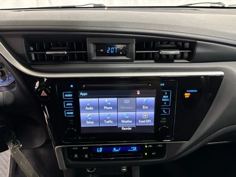 Used 2019 Toyota Corolla LE w/ LE Premium Package image 24