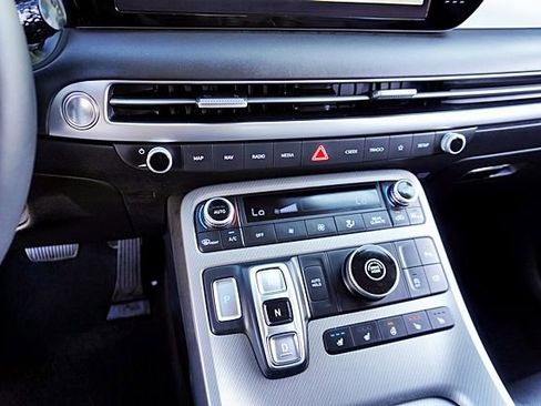 Used 2025 Hyundai Palisade SEL image 30