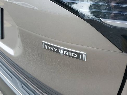 Used 2025 Subaru Forester Premium w/ Protection Package (1PH) image 10