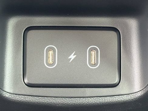 New 2026 Hyundai Elantra Limited FWD image 18