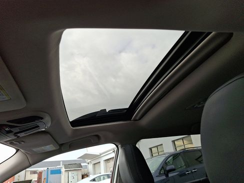 Used 2023 Subaru Outback Limited image 14