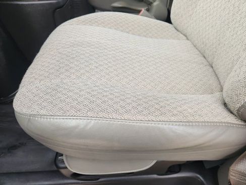 Used 2025 Chevrolet Express 3500 w/ Power Convenience Package image 26