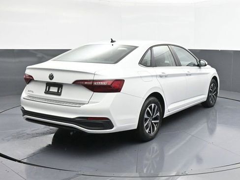 Used 2024 Volkswagen Jetta S image 8