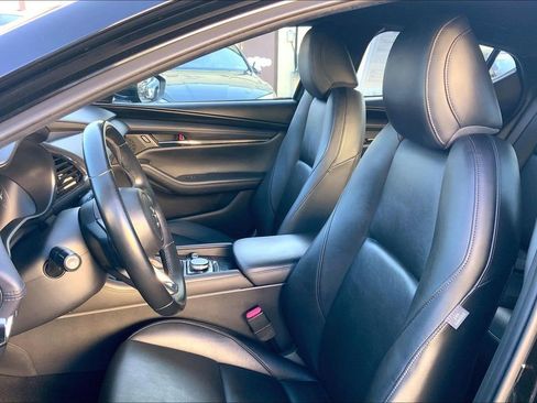 Used 2019 MAZDA MAZDA3 AWD Hatchback image 8