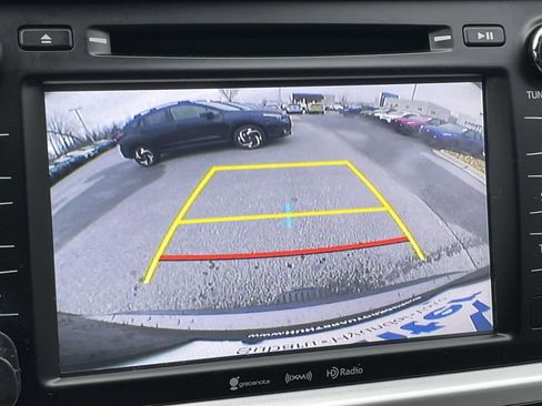 Used 2019 Toyota Highlander Limited image 21