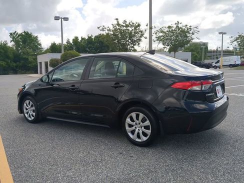 Certified 2025 Toyota Corolla LE image 6