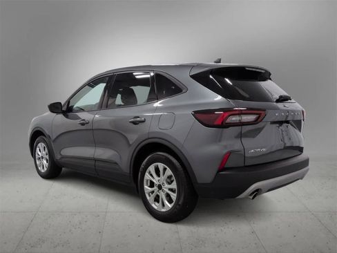 Used 2025 Ford Escape Active image 6