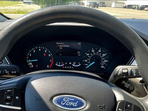 Used 2022 Ford Escape SE FWD image 14