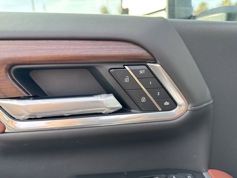 New 2026 GMC Sierra 3500 Denali Ultimate image 11