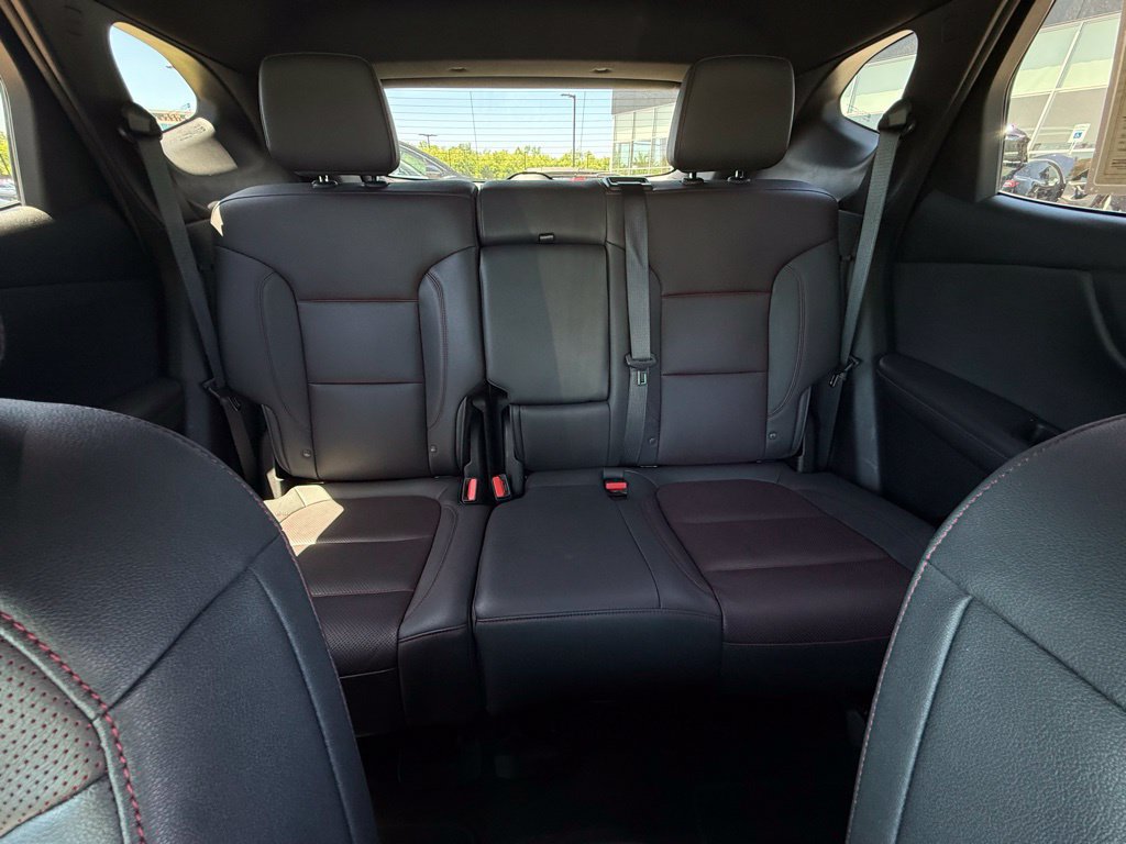 Used 2025 Chevrolet Blazer RS FWD image 28