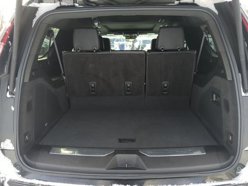 Used 2023 Cadillac Escalade ESV Premium Luxury image 41