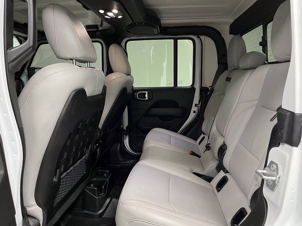 Used 2023 Jeep Gladiator Mojave w/ Cold Weather Group AWD/4WD image 43