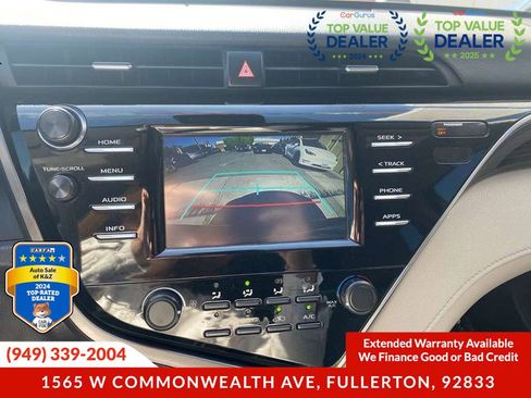 Used 2018 Toyota Camry LE FWD image 32