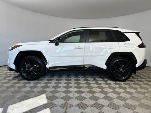 Used 2026 Toyota RAV4 SE AWD/4WD image 10