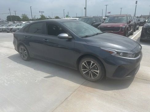 Used 2023 Kia Forte LXS FWD image 14