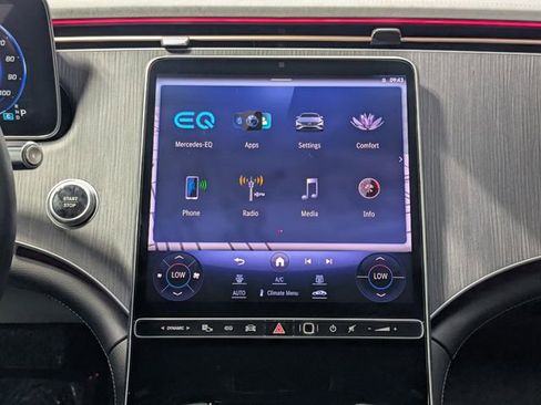 Used 2023 Mercedes-Benz EQS 450+ 4MATIC Sedan image 11