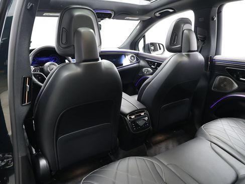 Used 2023 Mercedes-Benz EQS 580 4MATIC SUV image 60