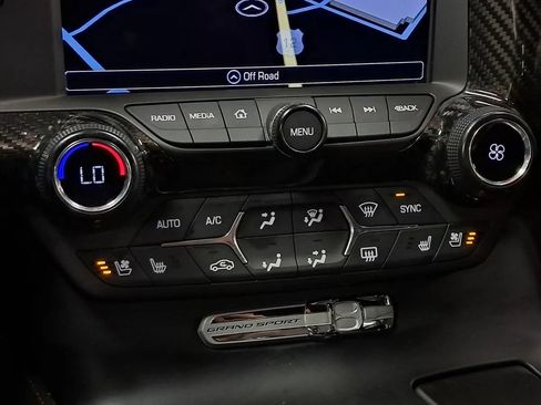 Used 2019 Chevrolet Corvette Grand Sport RWD image 32