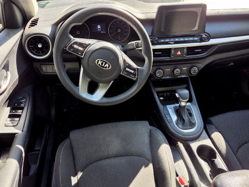 Used 2020 Kia Forte LXS FWD image 11