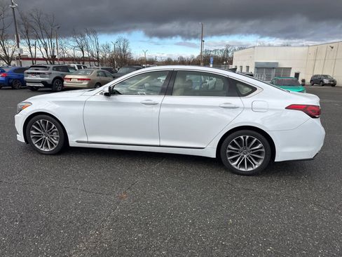Used 2015 Hyundai Genesis 3.8 w/ Option Group 03 image 2