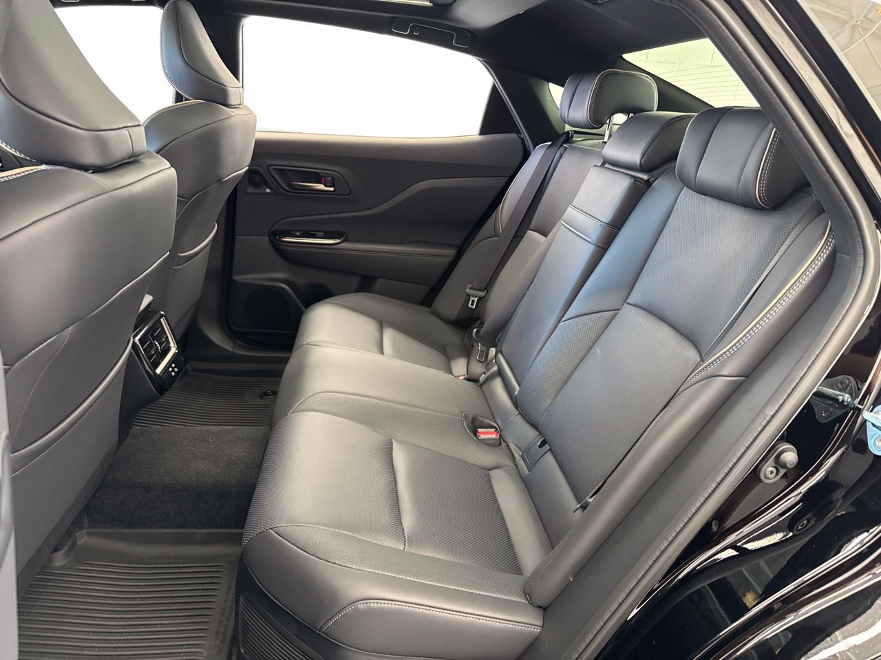 New 2026 Toyota Crown Platinum AWD/4WD image 38