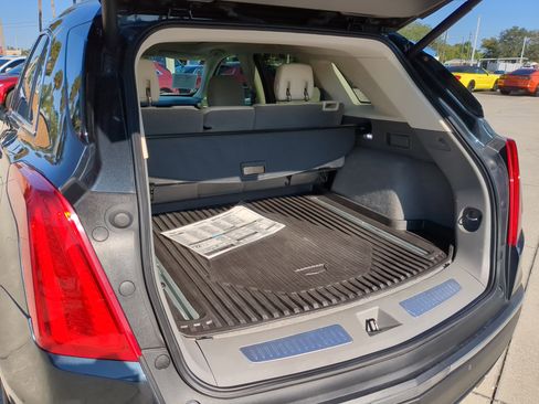 Used 2019 Cadillac XT5 Luxury image 11