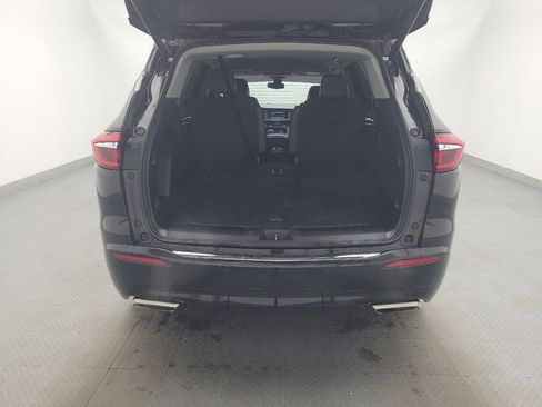 Used 2019 Buick Enclave Essence image 29