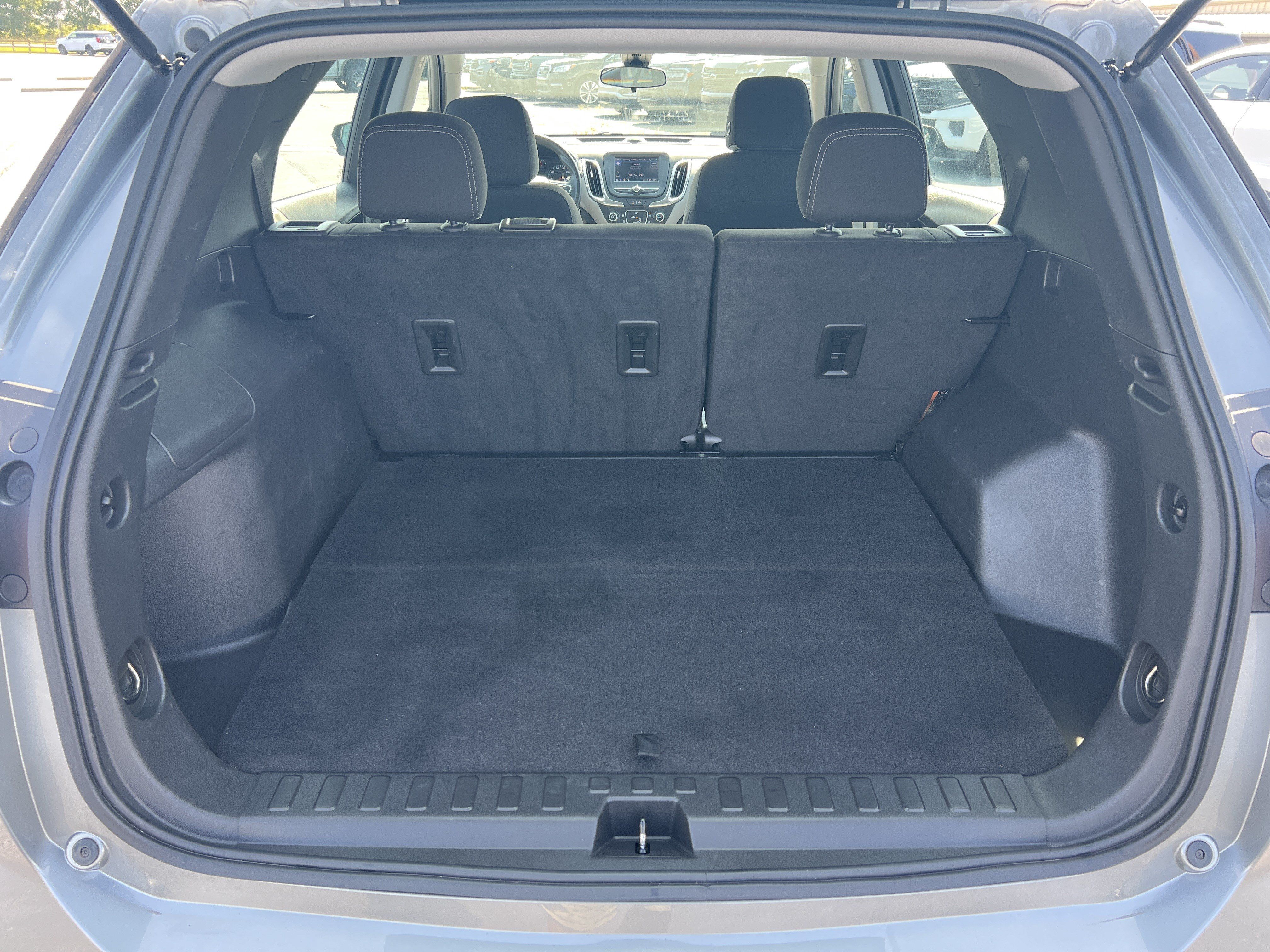 Used 2023 Chevrolet Equinox LS FWD image 18