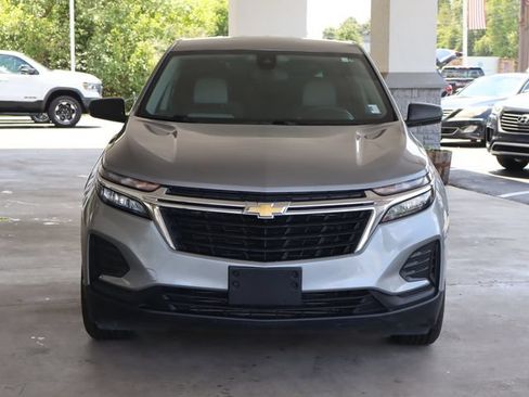 Used 2023 Chevrolet Equinox LS FWD image 2