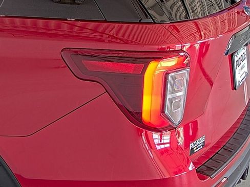 Used 2023 Ford Explorer ST image 10