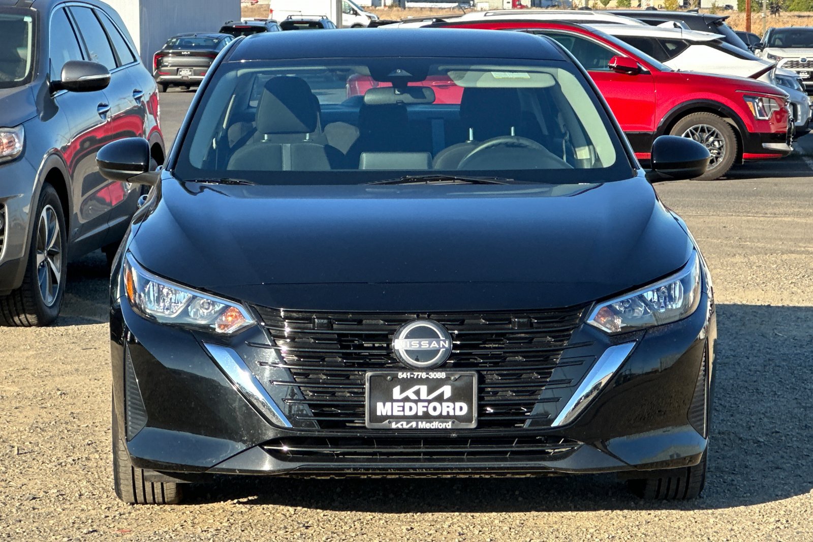 Used 2025 Nissan Sentra SV FWD image 10