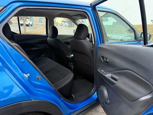 Used 2022 Nissan Kicks S w/ Interior Electronics Package image 16