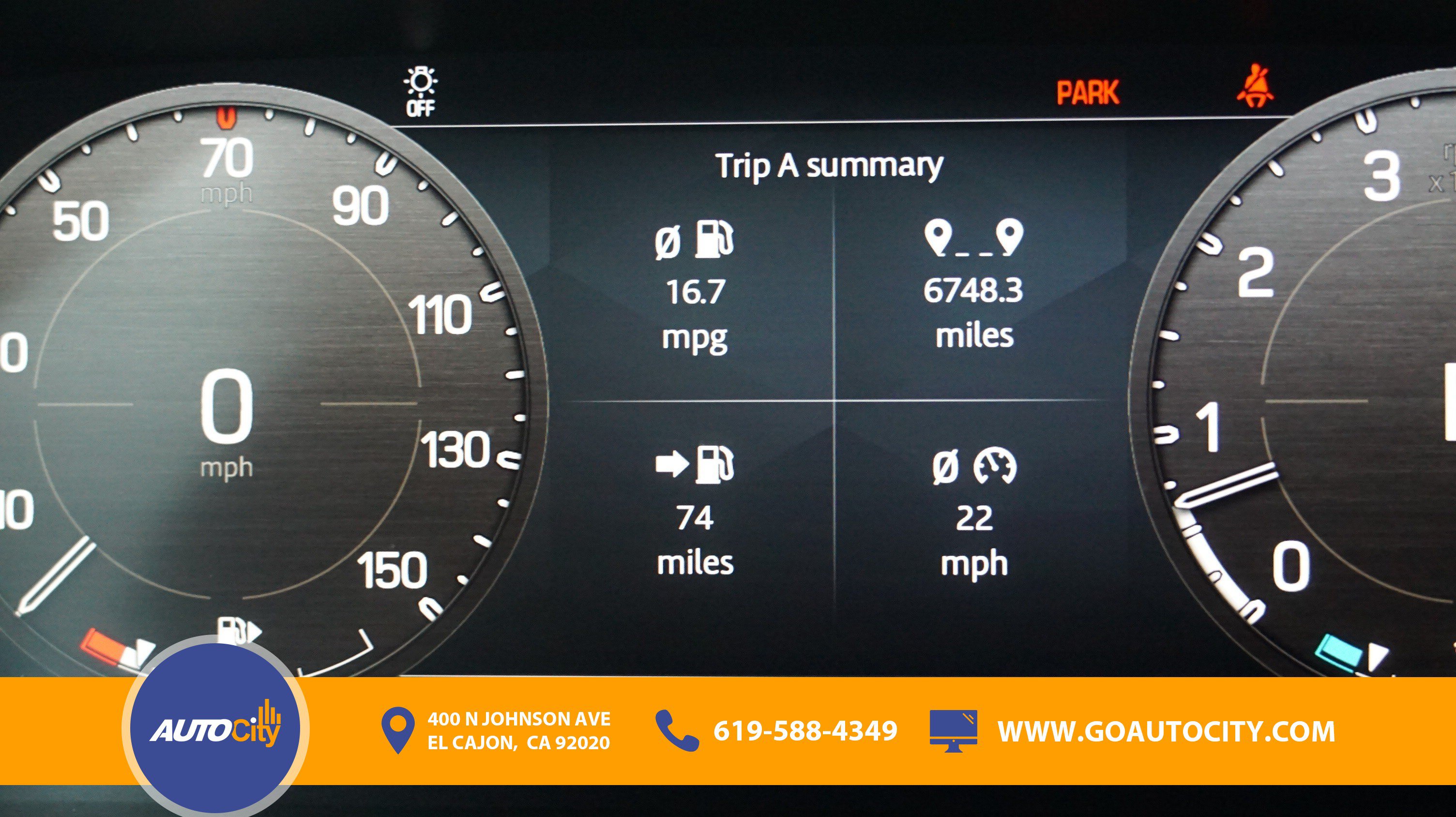 Used 2023 Land Rover Defender 110 X-Dynamic SE AWD/4WD image 3