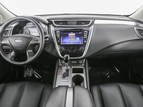 Used 2023 Nissan Murano SV image 11