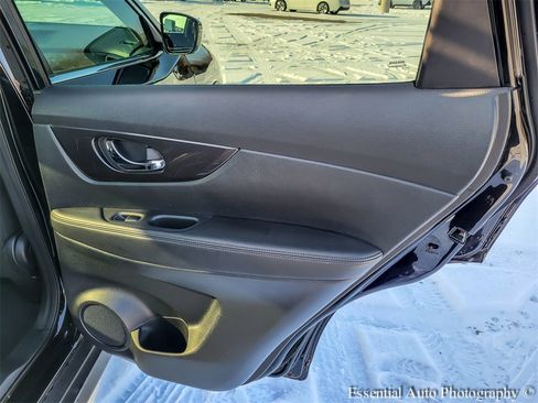 Used 2019 Nissan Rogue S w/ Special Edition Package image 28