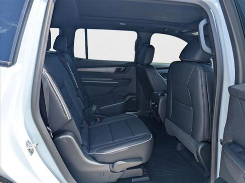 New 2026 Buick Enclave Sport Touring w/ Power Package image 18