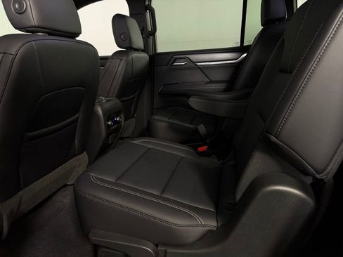 Used 2025 GMC Acadia Elevation w/ Elevation Premium Package image 26