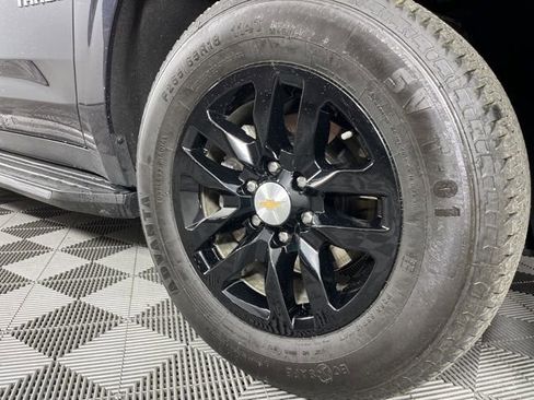 Used 2024 Chevrolet Tahoe LT RWD image 15