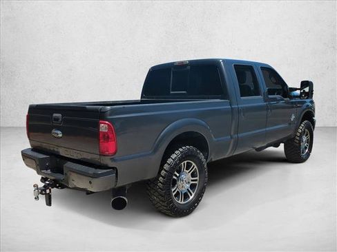 Used 2015 Ford F250 Lariat w/ Lariat Interior Package AWD/4WD image 5