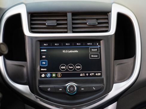 Used 2018 Chevrolet Sonic LT image 27