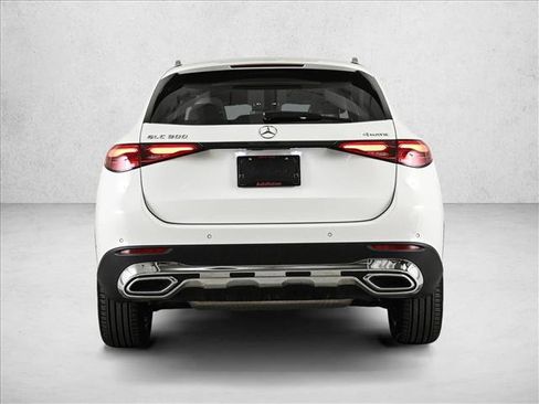 Certified 2025 Mercedes-Benz GLC 300 4MATIC image 7