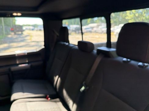 Used 2018 Ford F150 XLT w/ Equipment Group 302A Luxury AWD/4WD image 27