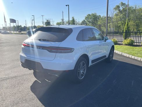 Used 2021 Porsche Macan AWD/4WD image 3