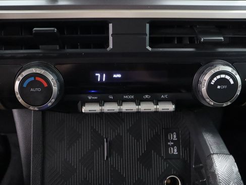 Used 2024 Toyota Tacoma TRD Off-Road AWD/4WD image 19
