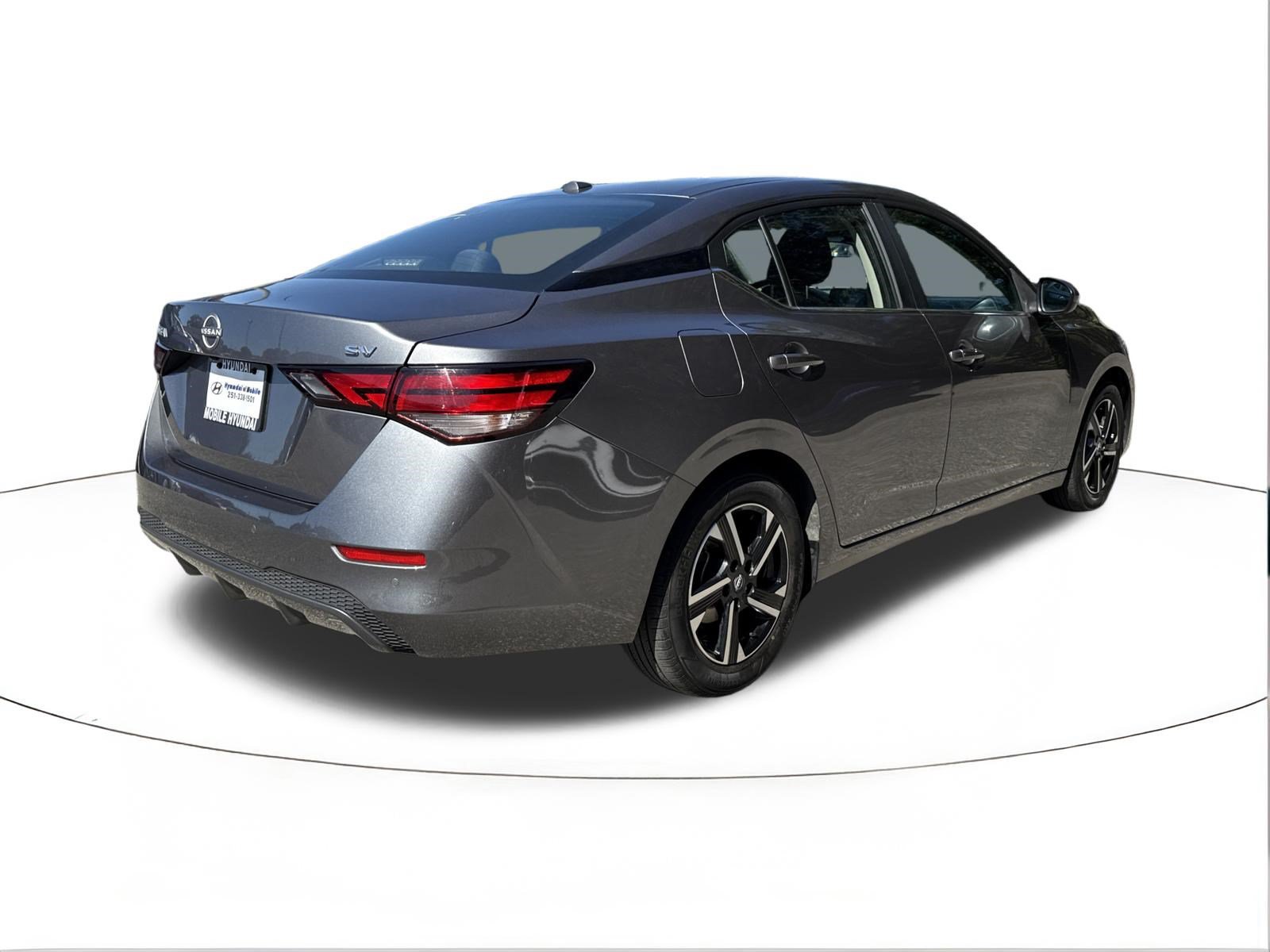 Used 2024 Nissan Sentra SV FWD image 3