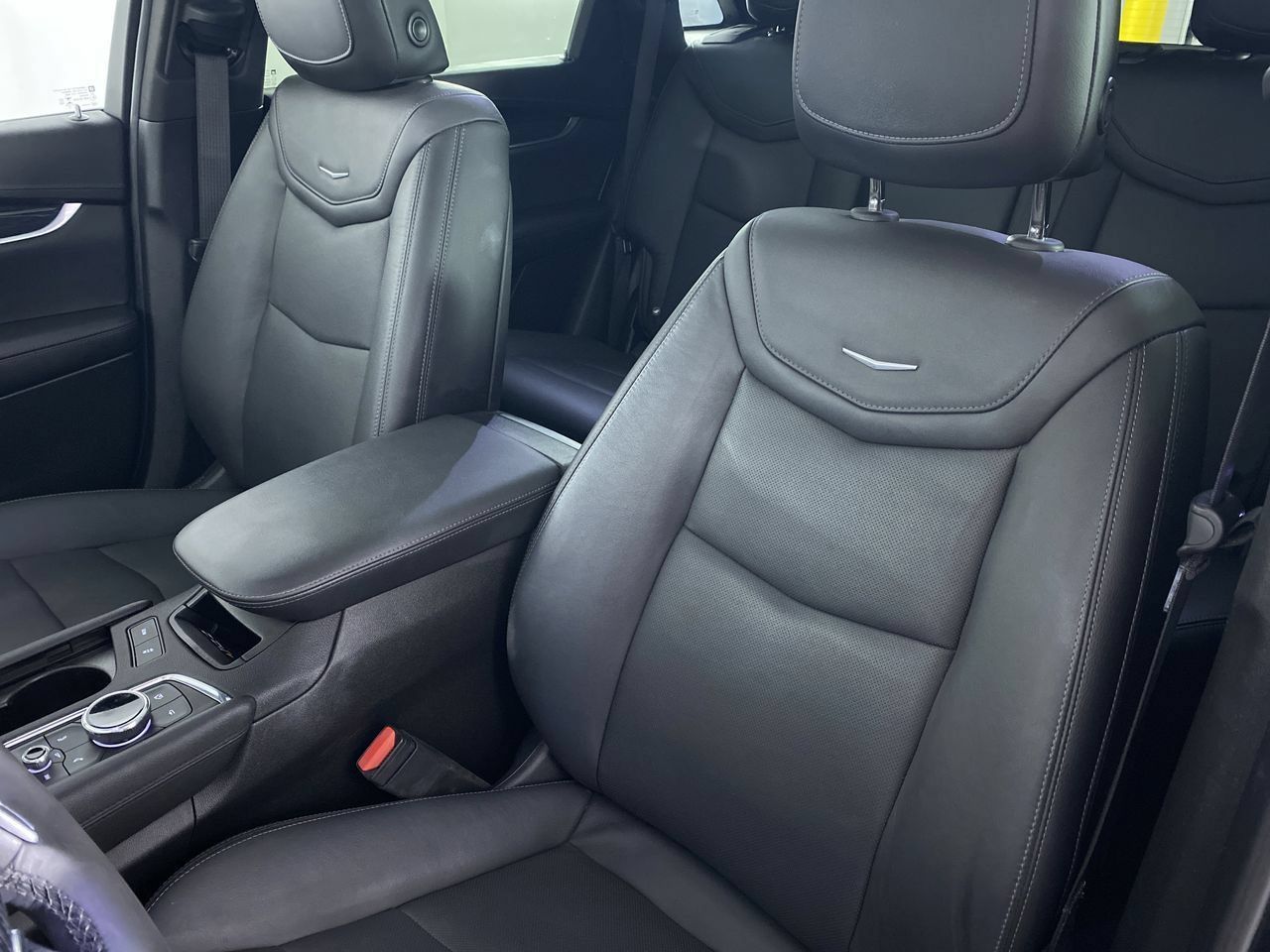 Used 2020 Cadillac XT5 Premium Luxury FWD image 11
