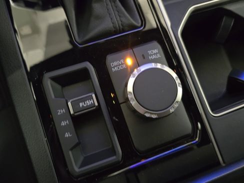 New 2026 Toyota Tundra SR5 image 7