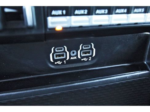 Used 2024 RAM 2500 Big Horn w/ Sport Appearance Package image 30