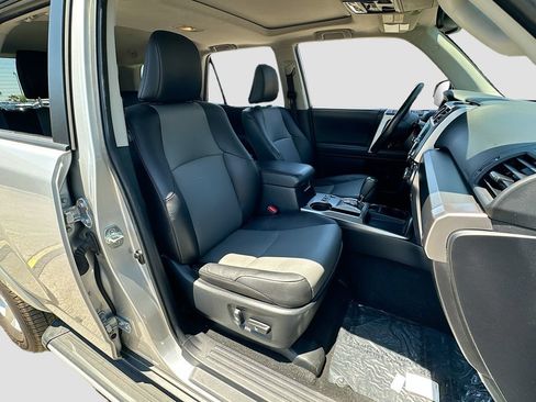 Used 2023 Toyota 4Runner SR5 Premium w/ Moonroof Package RWD image 28